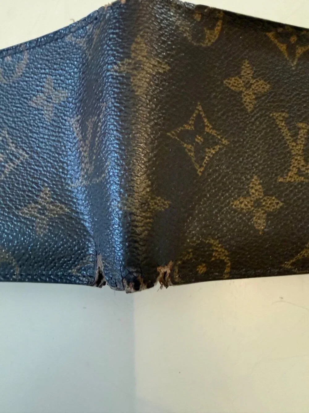 Louis Vuitton Vintage Monogram Bifold Walled ID Window Authentic PROJECT PIECE